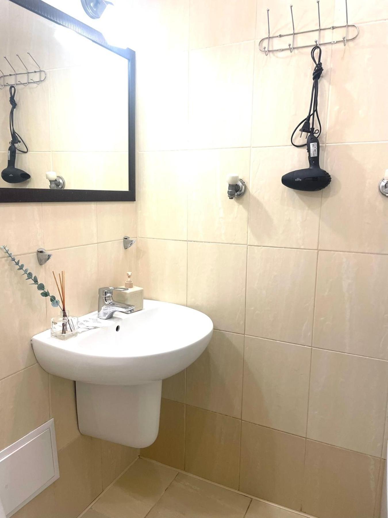 Appartamento Куліша 41, Помешкання В Центрі Біля Тц Форум Leopoli Esterno foto