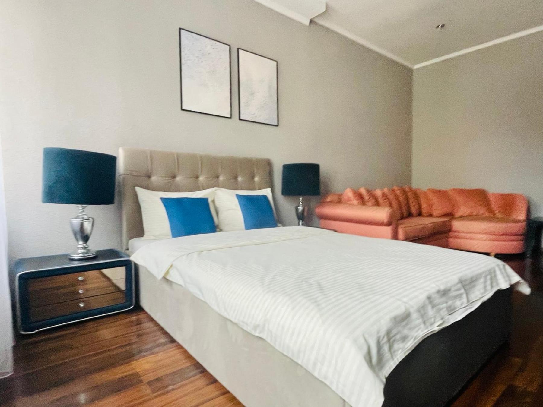Appartamento Куліша 41, Помешкання В Центрі Біля Тц Форум Leopoli Esterno foto